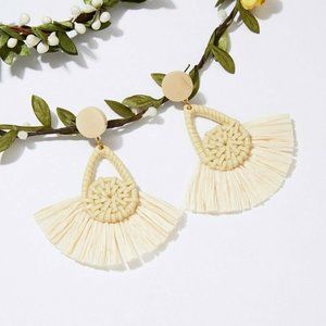 ** BRAND NEW ** BOHO TASSEL FRINGE BEACHY DANGLE EARRINGS